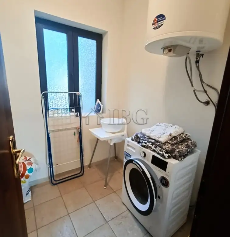 Flat 120m² in Bulgaria, Topola. Priced at 190000€ rent photo-11