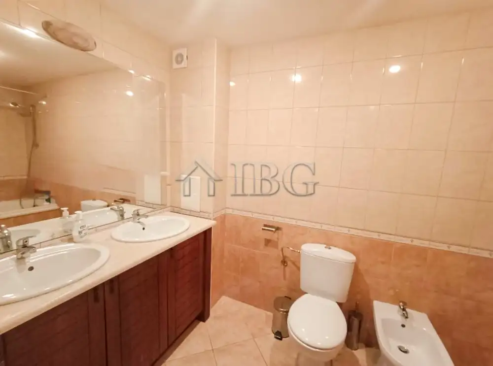 Flat 120m² in Bulgaria, Topola. Priced at 190000€ rent photo-9