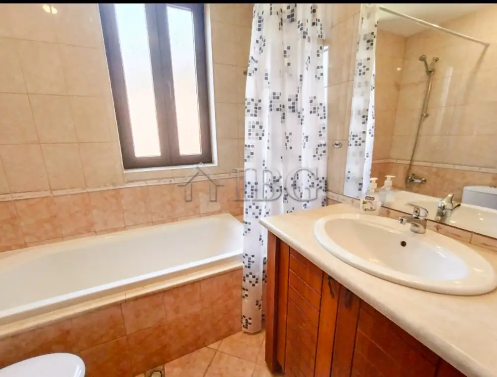 Flat 120m² in Bulgaria, Topola. Priced at 190000€ rent photo-12