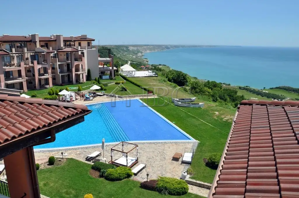 Flat 120m² in Bulgaria, Topola. Priced at 190000€ rent photo-14