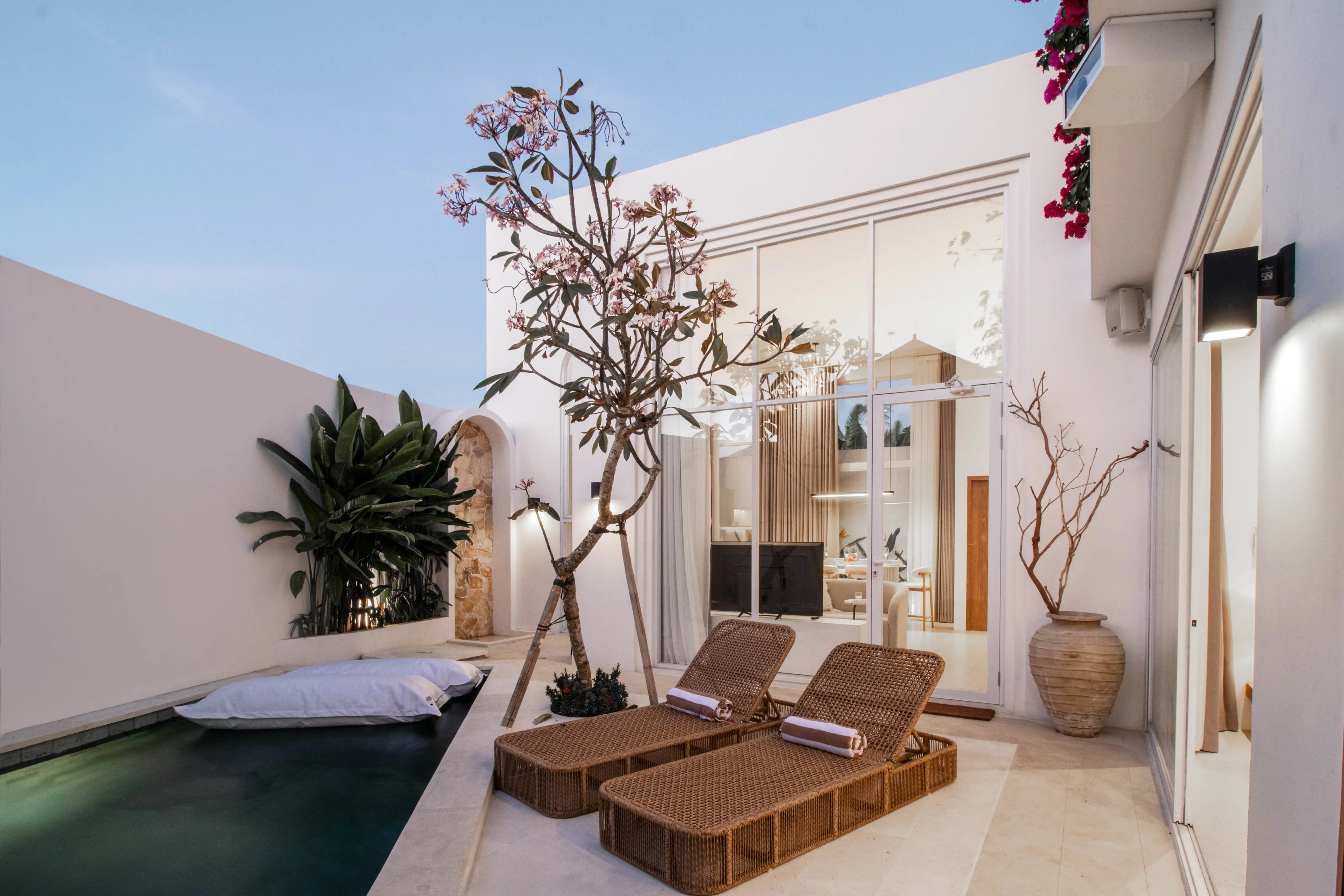 Villa 230m² in Indonesia, Bukit. Priced at 50694$ rent photo-22