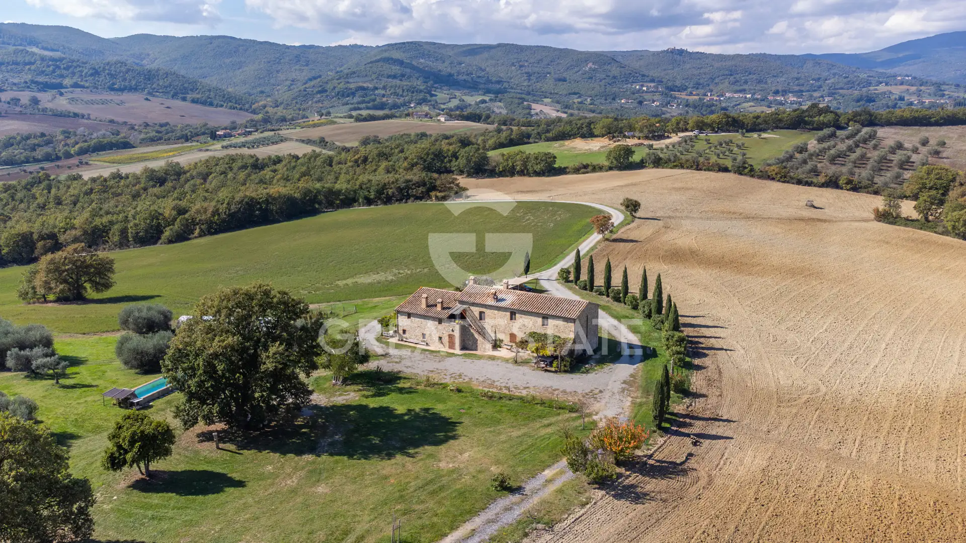 House 511m² in Italy, Perugia. Priced at 1780000€ rent photo-1