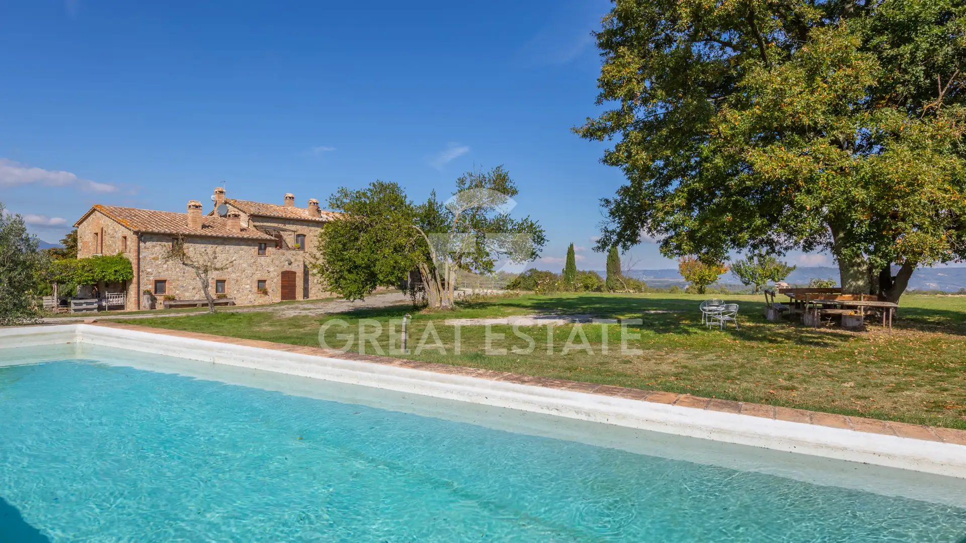 House 511m² in Italy, Perugia. Priced at 1780000€ rent photo-10