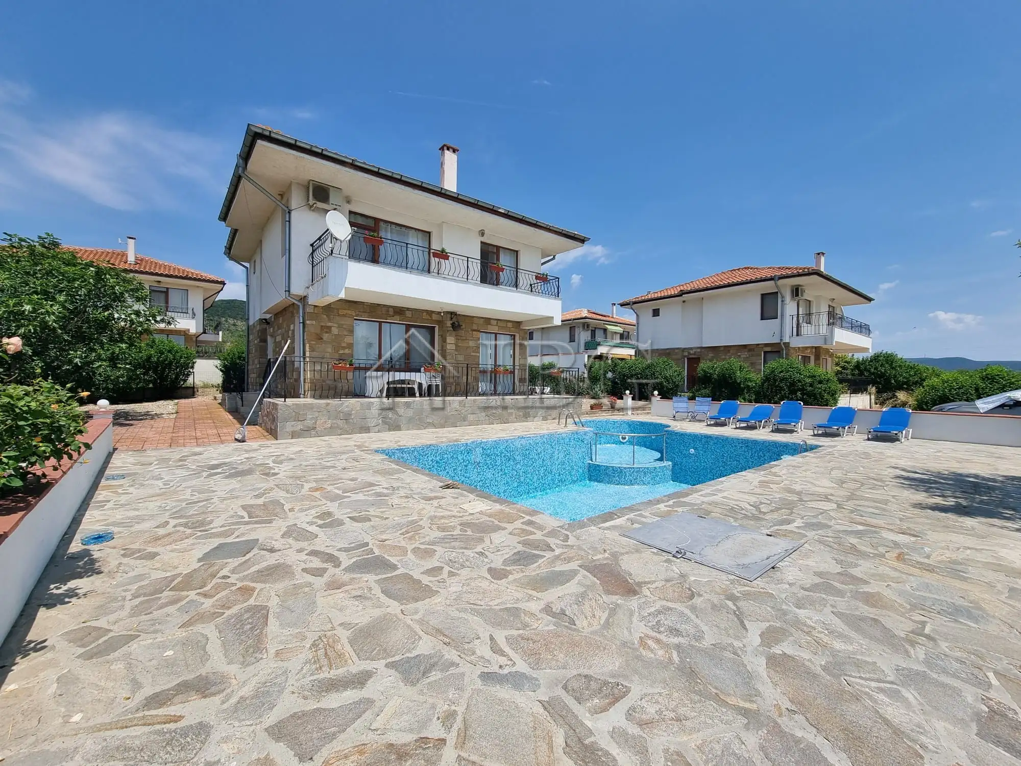 House 155m² in Bulgaria, Goritsa. Priced at 189000€ rent photo-2