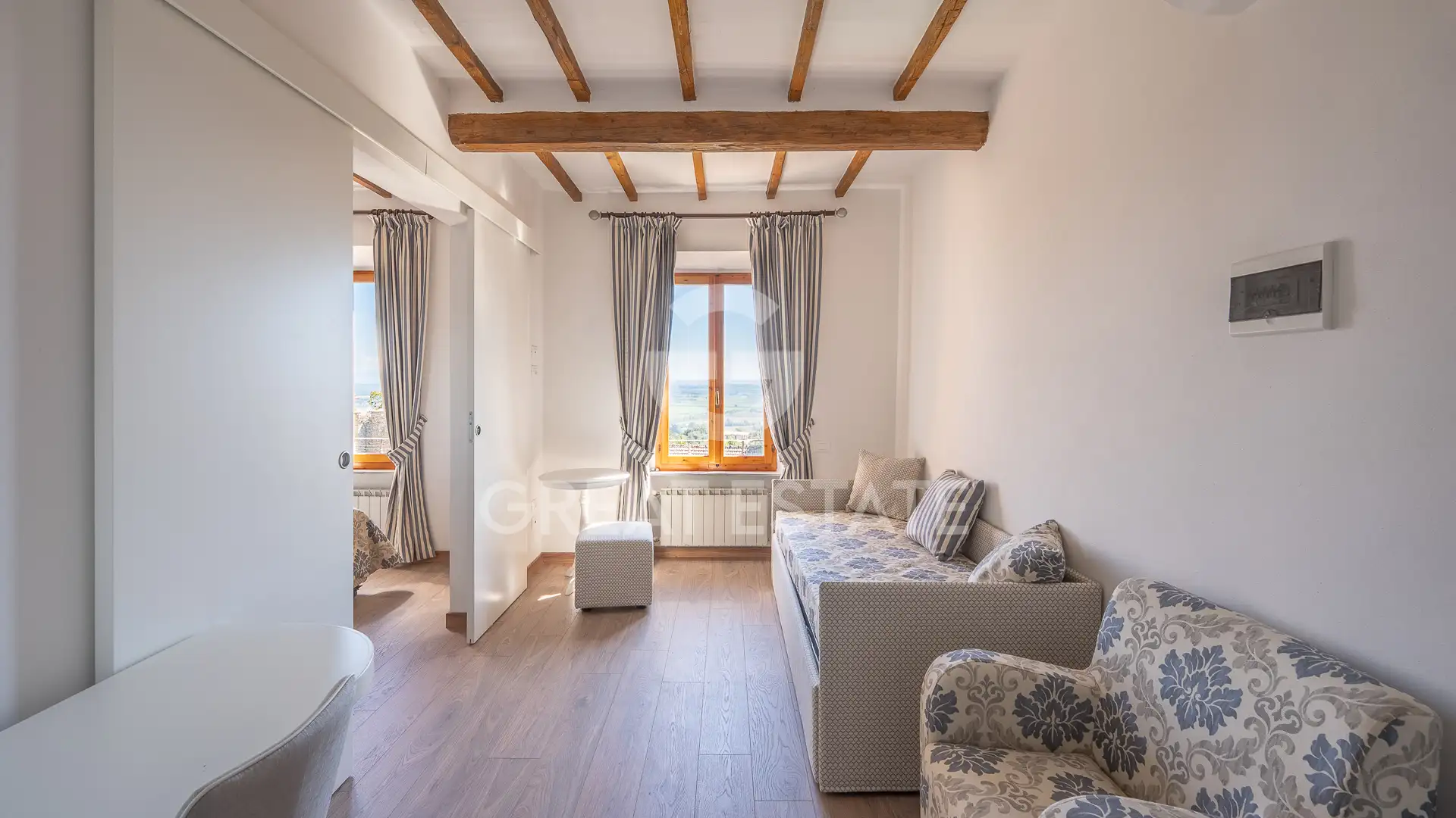 House 214m² in Italy, Siena. Priced at 590000€ rent photo-15