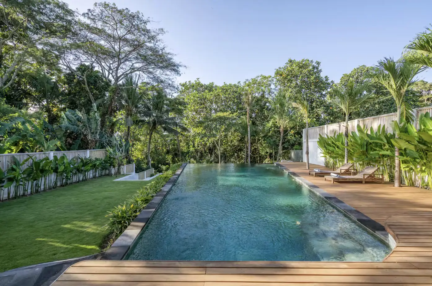 Villa 220m² in Indonesia, Tabanan. Priced at 39200$ rent photo-19