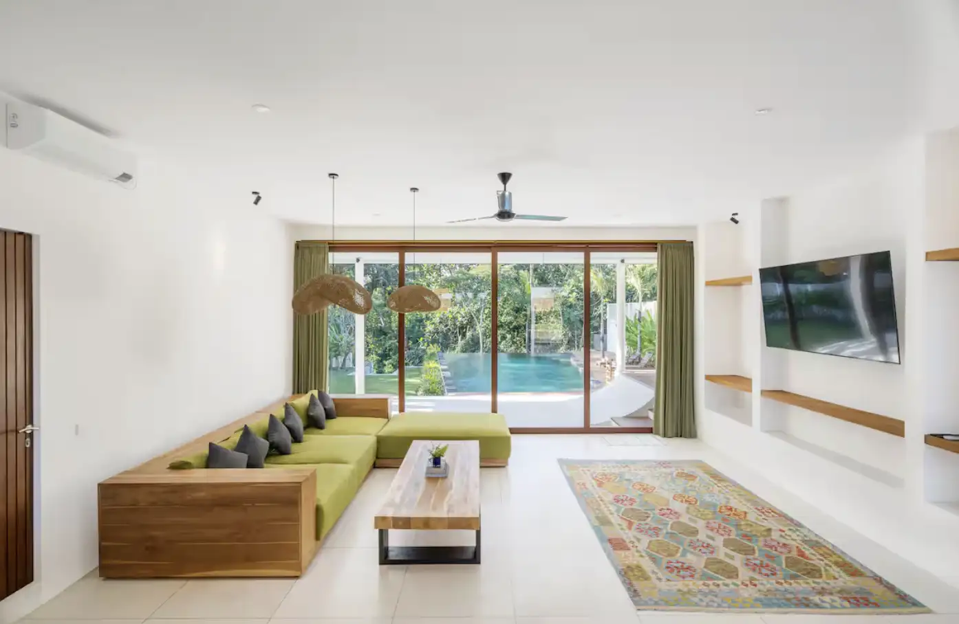 Villa 220m² in Indonesia, Tabanan. Priced at 39200$ rent photo-22