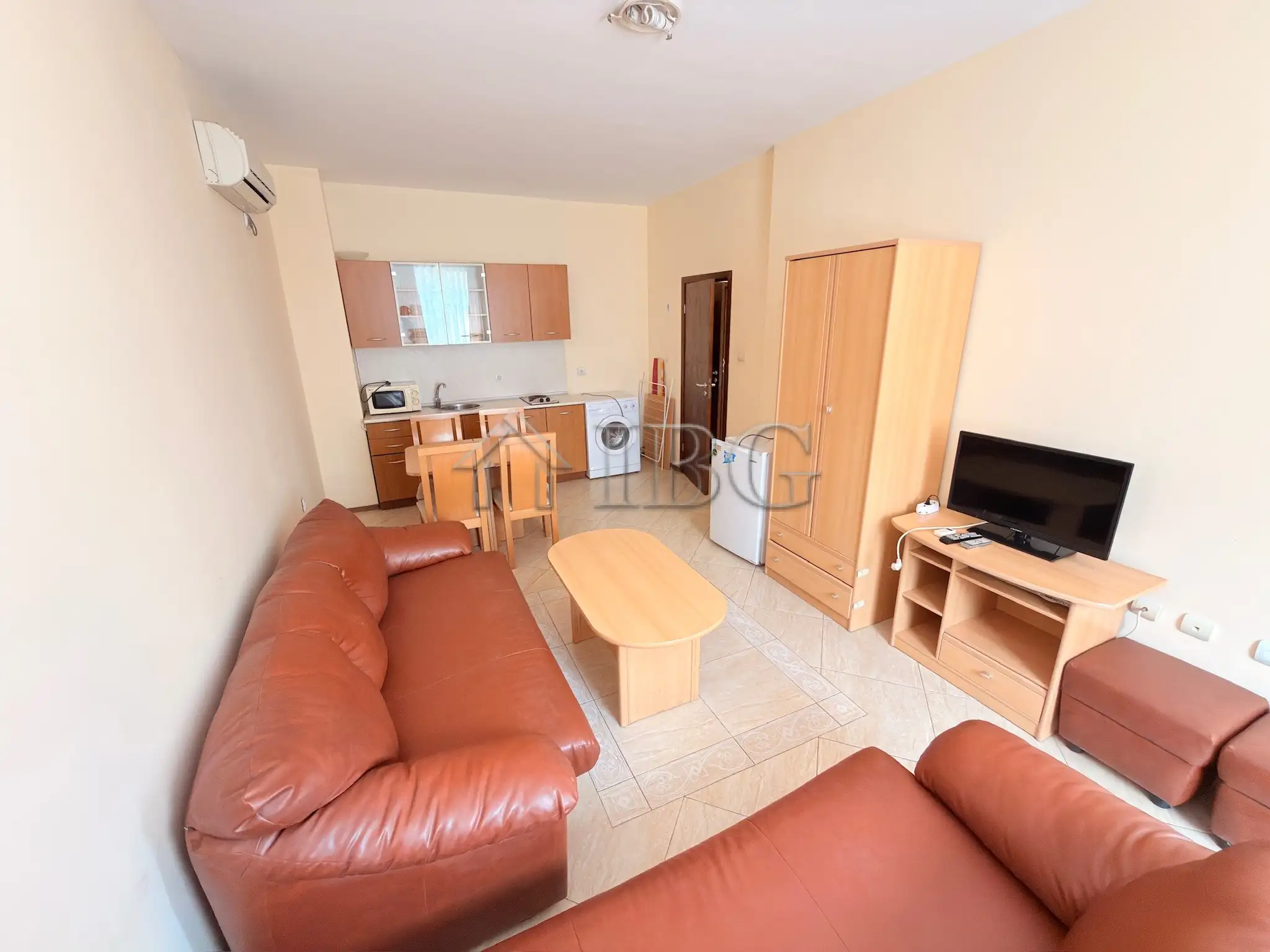 Flat 58m² in Bulgaria, Sunny Beach. Priced at 65000€ rent photo-4