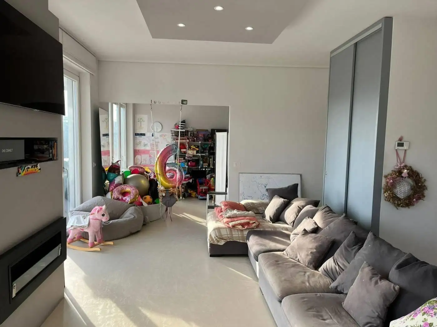 House 200m² in Italy, Como. Priced at 480000€ rent photo-4