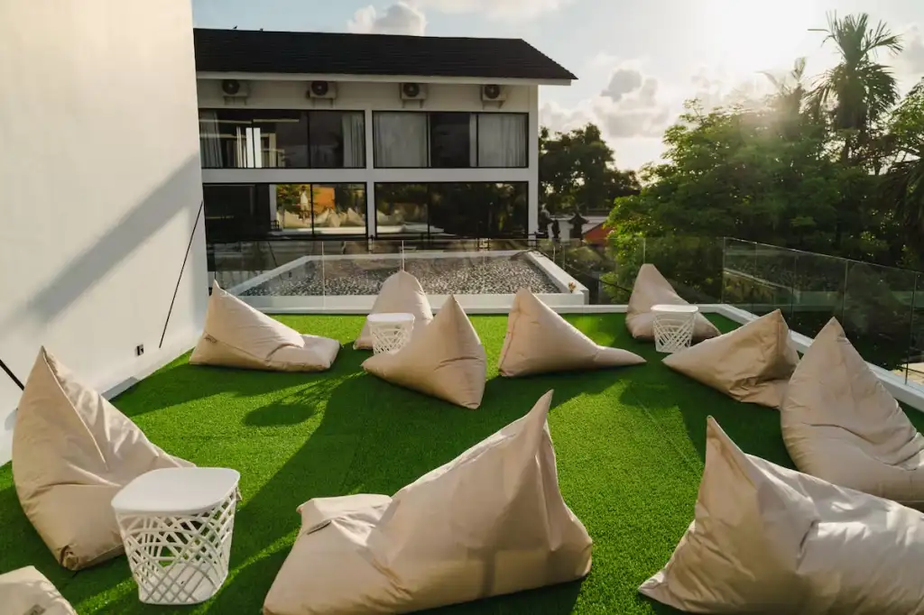 Flat 50m² in Indonesia, Canggu. Priced at 150000$ rent photo-3