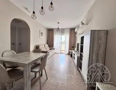 Buy in Spain for 240000€