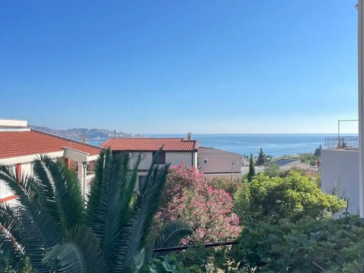 House 192m² in Montenegro, Susanj. Priced at 242000€ rent photo-1