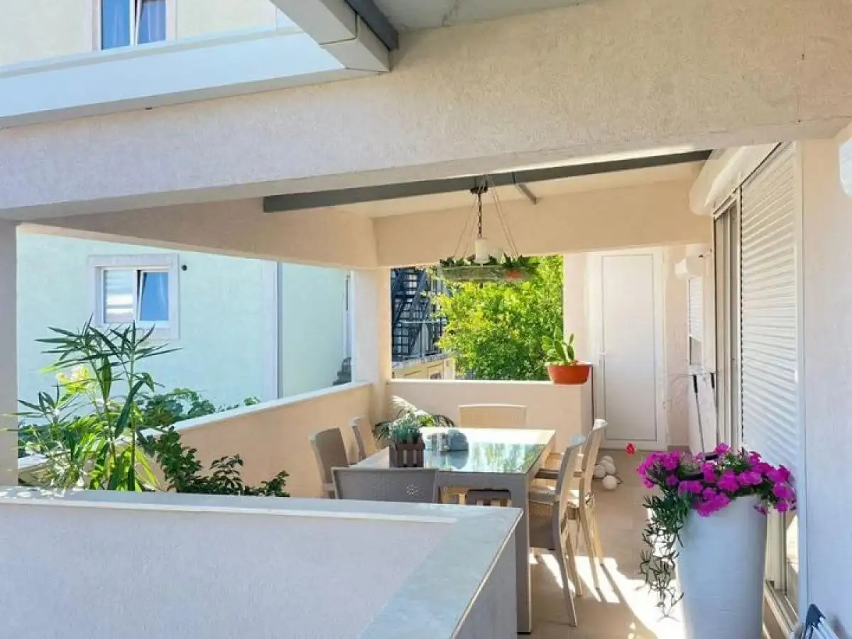 House 192m² in Montenegro, Susanj. Priced at 242000€ rent photo-14