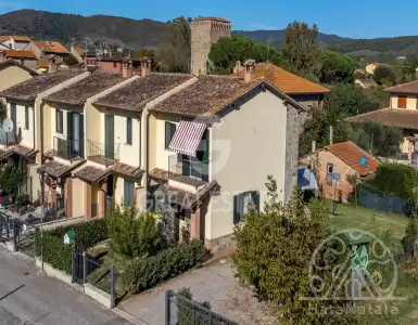 Buy in Italy for 195000€