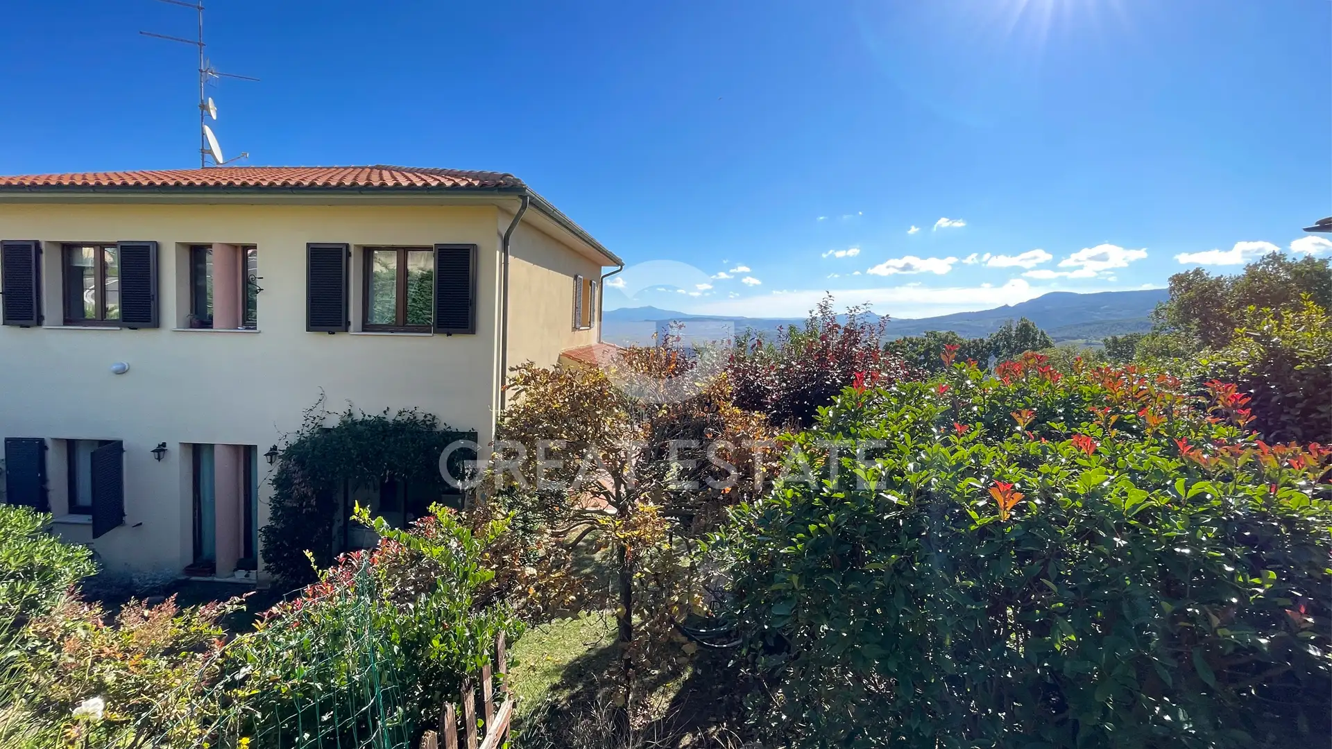 Flat 228m² in Italy, Siena. Priced at 420000€ rent photo-13