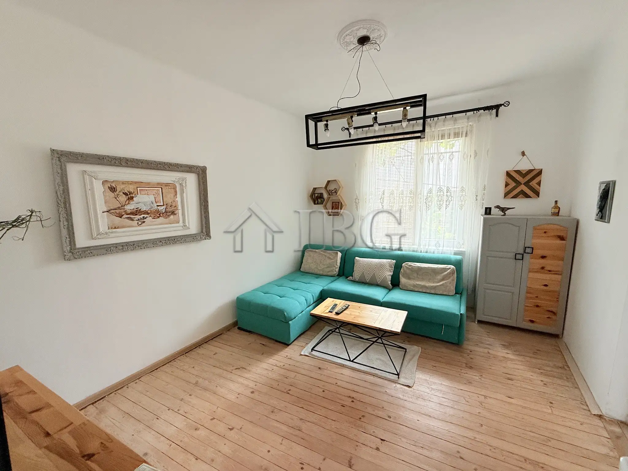 House 75m² in Bulgaria, Sredets. Priced at 85000€ rent photo-2