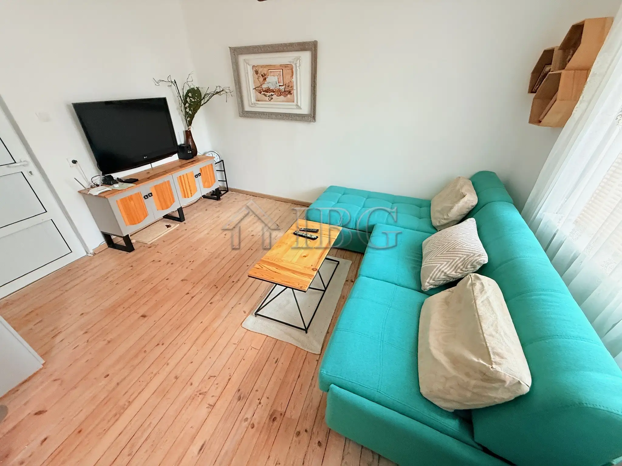 House 75m² in Bulgaria, Sredets. Priced at 85000€ rent photo-4