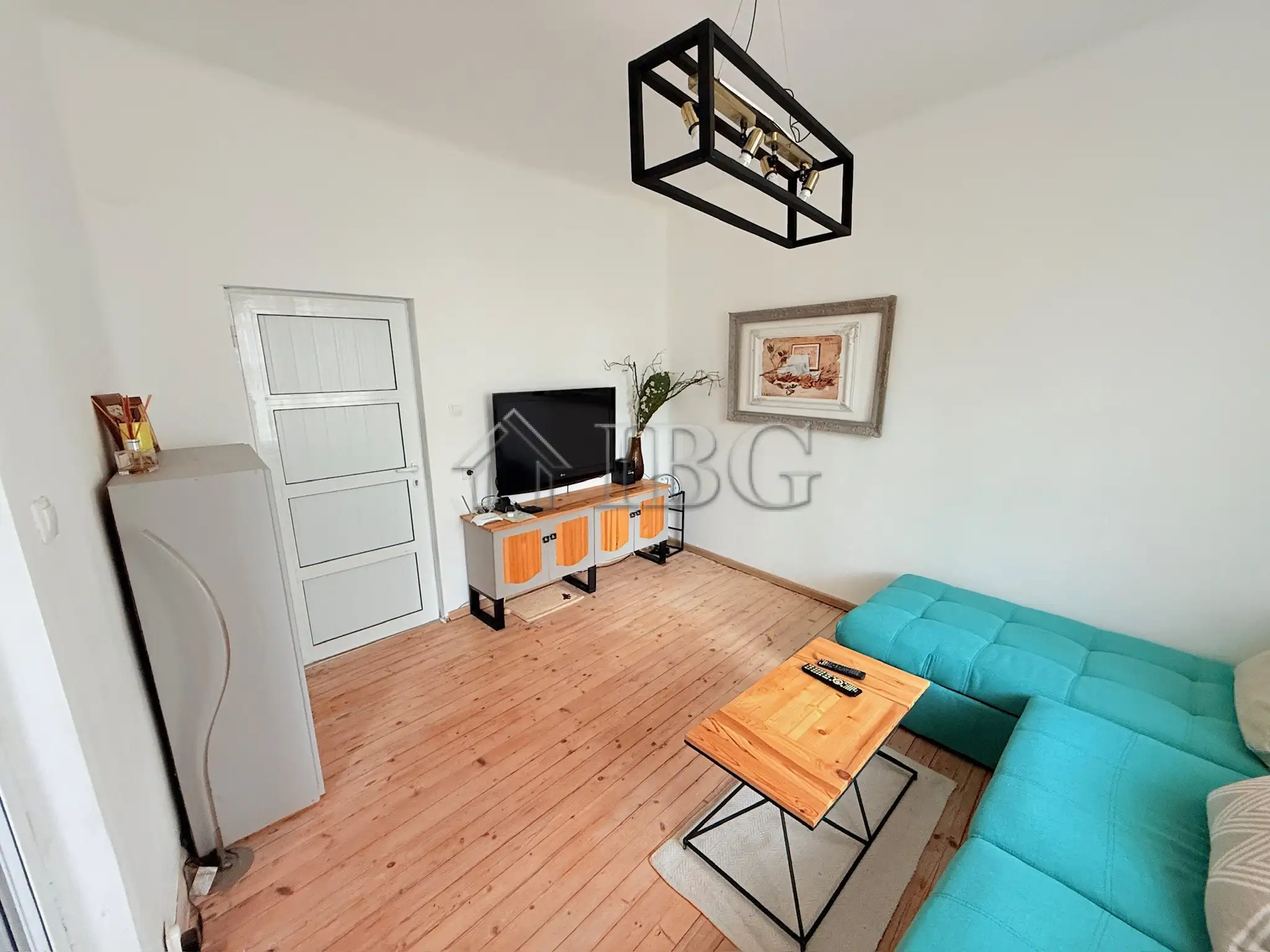 House 75m² in Bulgaria, Sredets. Priced at 85000€ rent photo-5