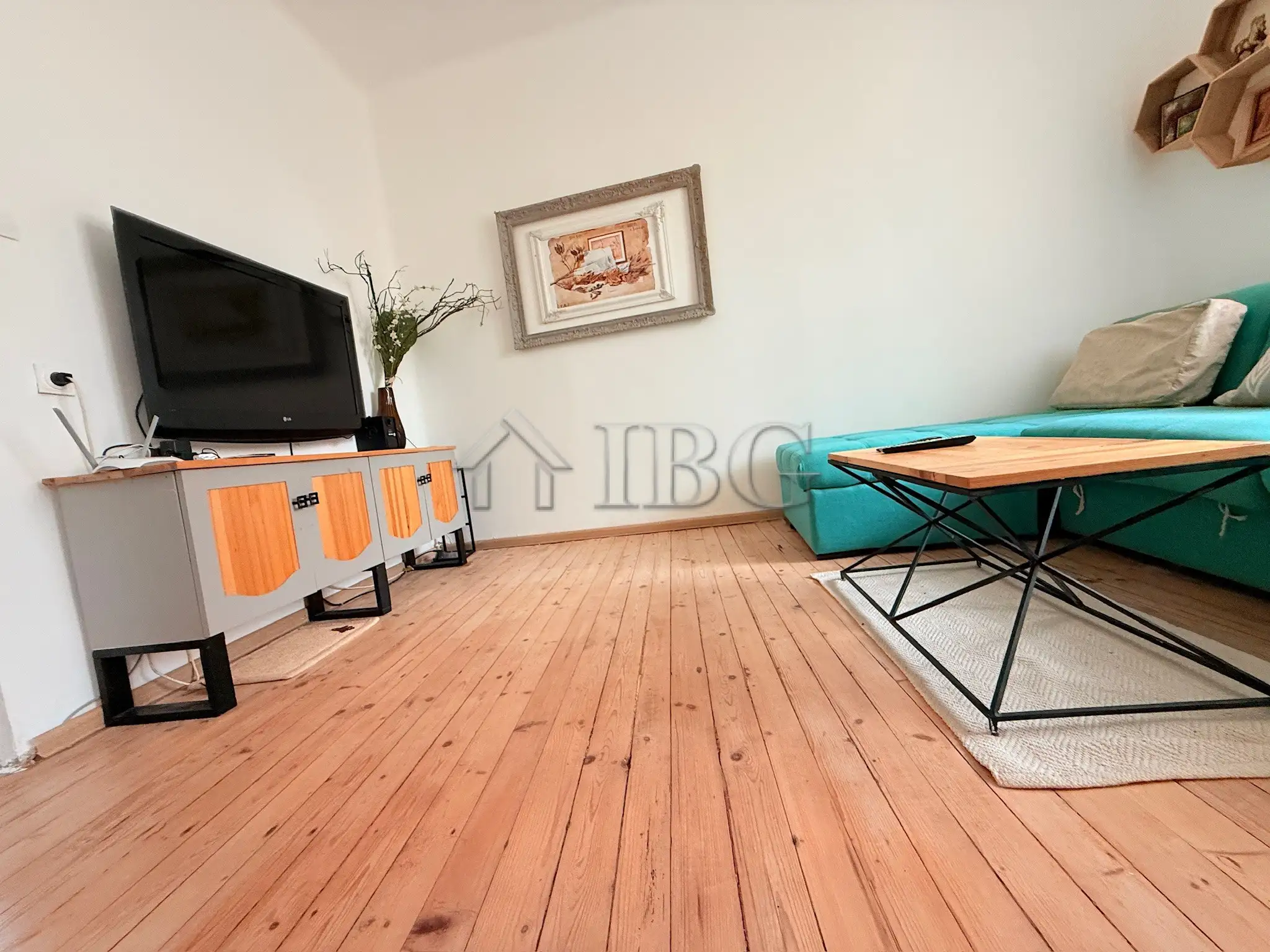 House 75m² in Bulgaria, Sredets. Priced at 85000€ rent photo-8