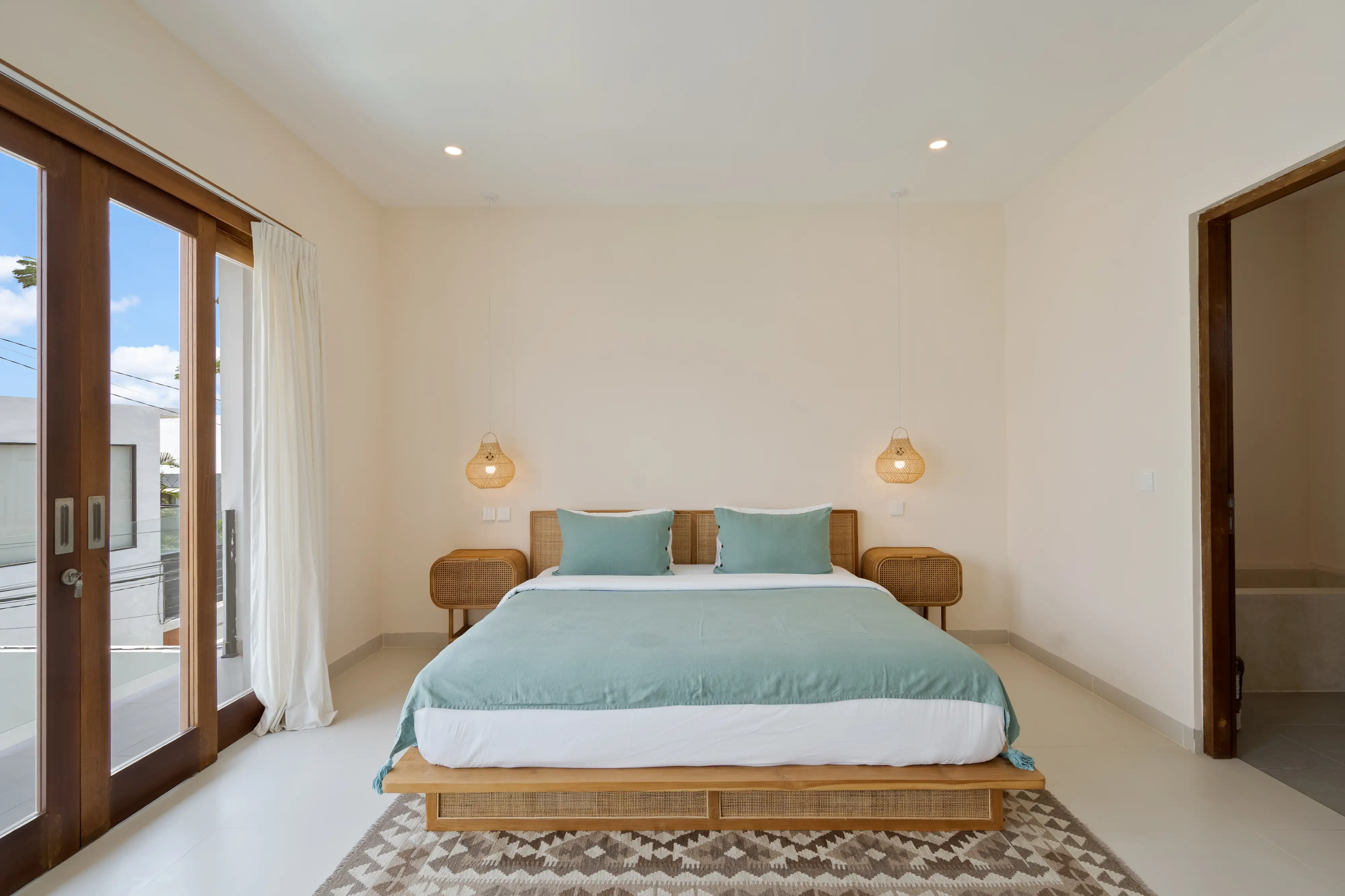 Villa 142m² in Indonesia, Umalas. Priced at 169000$ rent photo-4