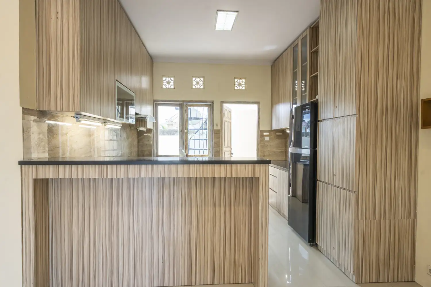 Villa 300m² in Indonesia, Canggu. Priced at 26950$ rent photo-5