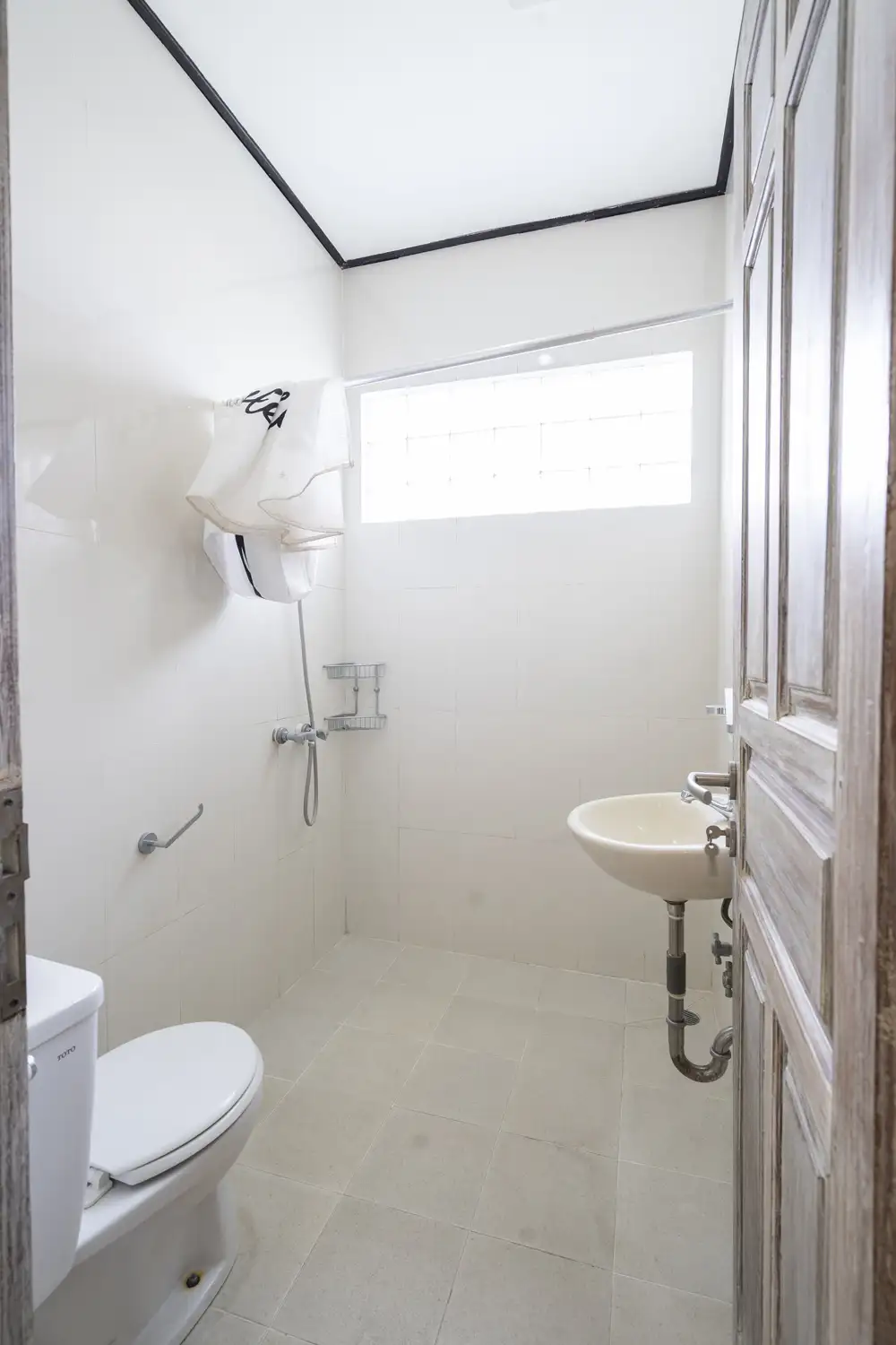 Villa 300m² in Indonesia, Canggu. Priced at 26950$ rent photo-12