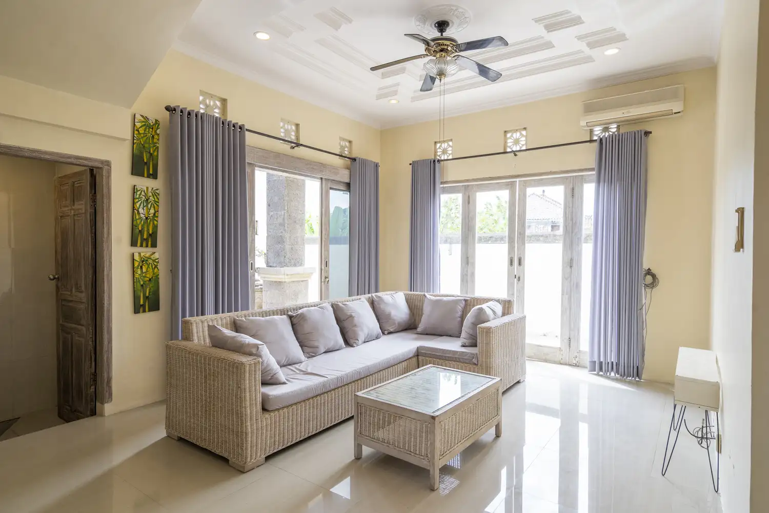 Villa 300m² in Indonesia, Canggu. Priced at 26950$ rent photo-13