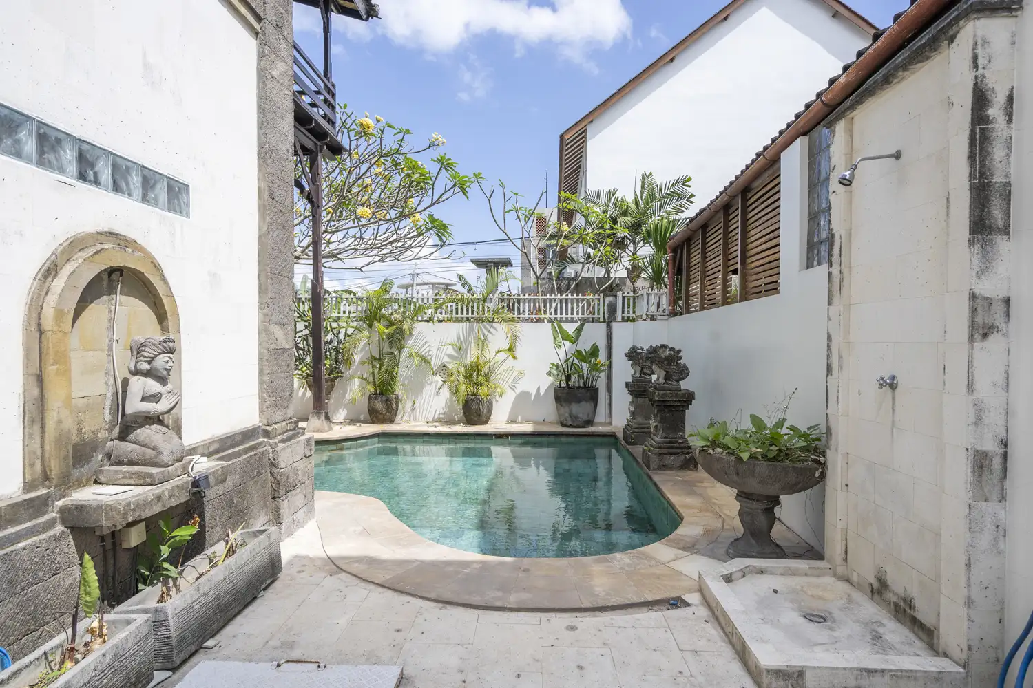 Villa 300m² in Indonesia, Canggu. Priced at 26950$ rent photo-16