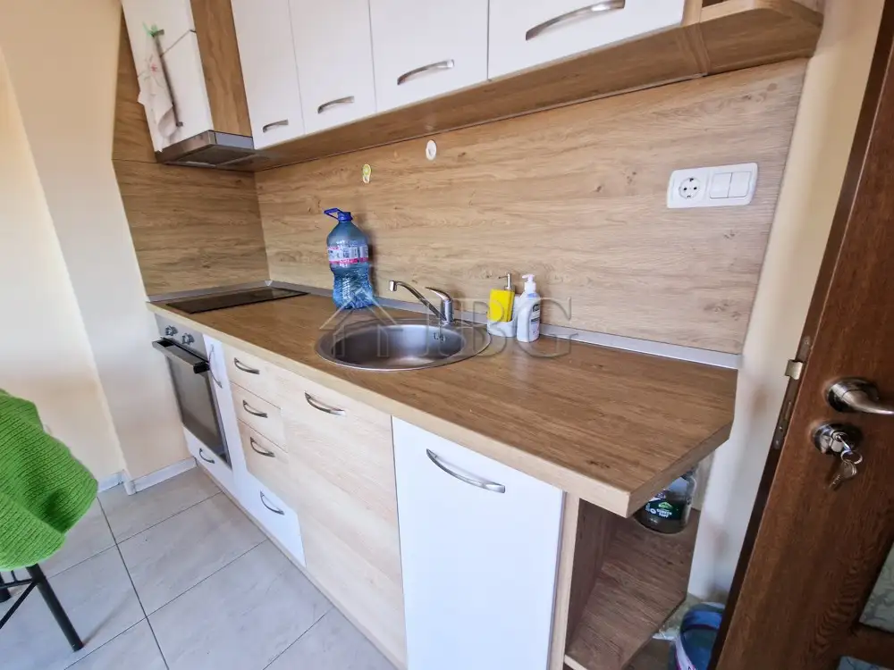 Flat 60m² in Bulgaria, Burgas. Priced at 129900€ rent photo-9