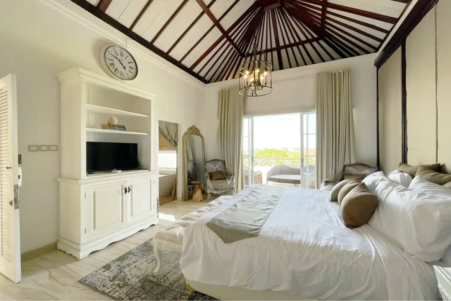 Villa 200m² in Indonesia, Canggu. Priced at 18087$ rent photo-5