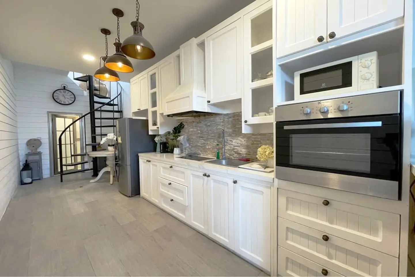 Villa 200m² in Indonesia, Canggu. Priced at 18087$ rent photo-9