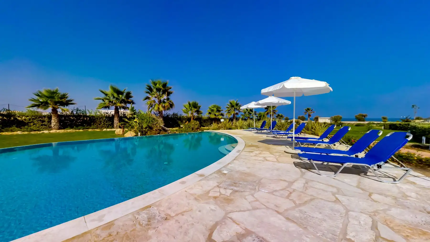 Flat 60m² in Greece, Crete. Priced at 415000€ rent photo-16