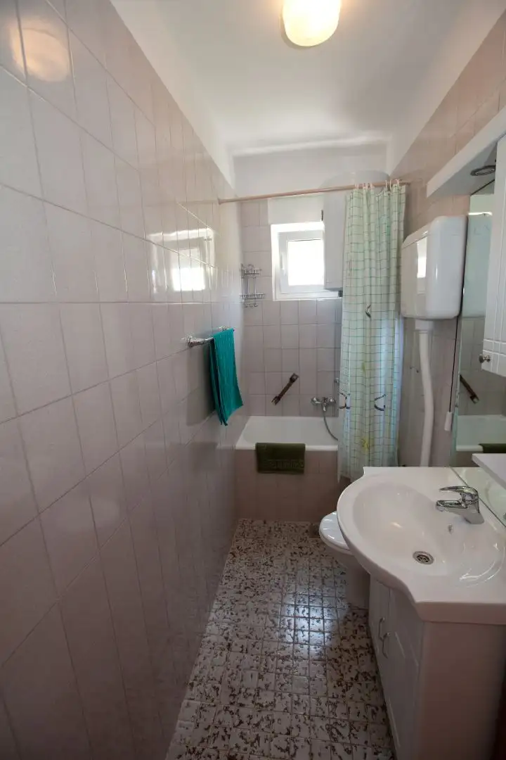 Hotels 428m² in Croatia, Crikvenica. Priced at 600000€ rent photo-10