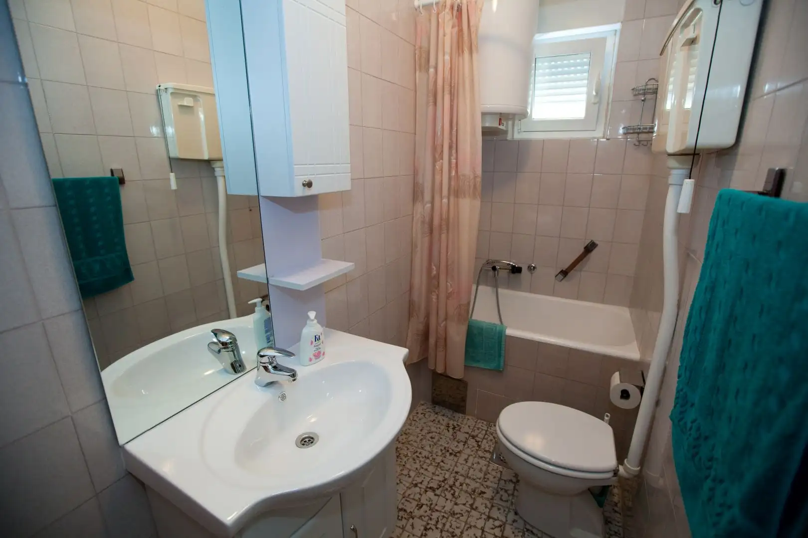 Hotels 428m² in Croatia, Crikvenica. Priced at 600000€ rent photo-16