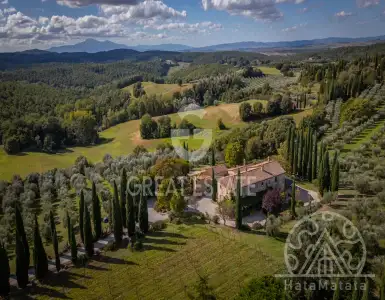 Buy in Italy for 2750000€