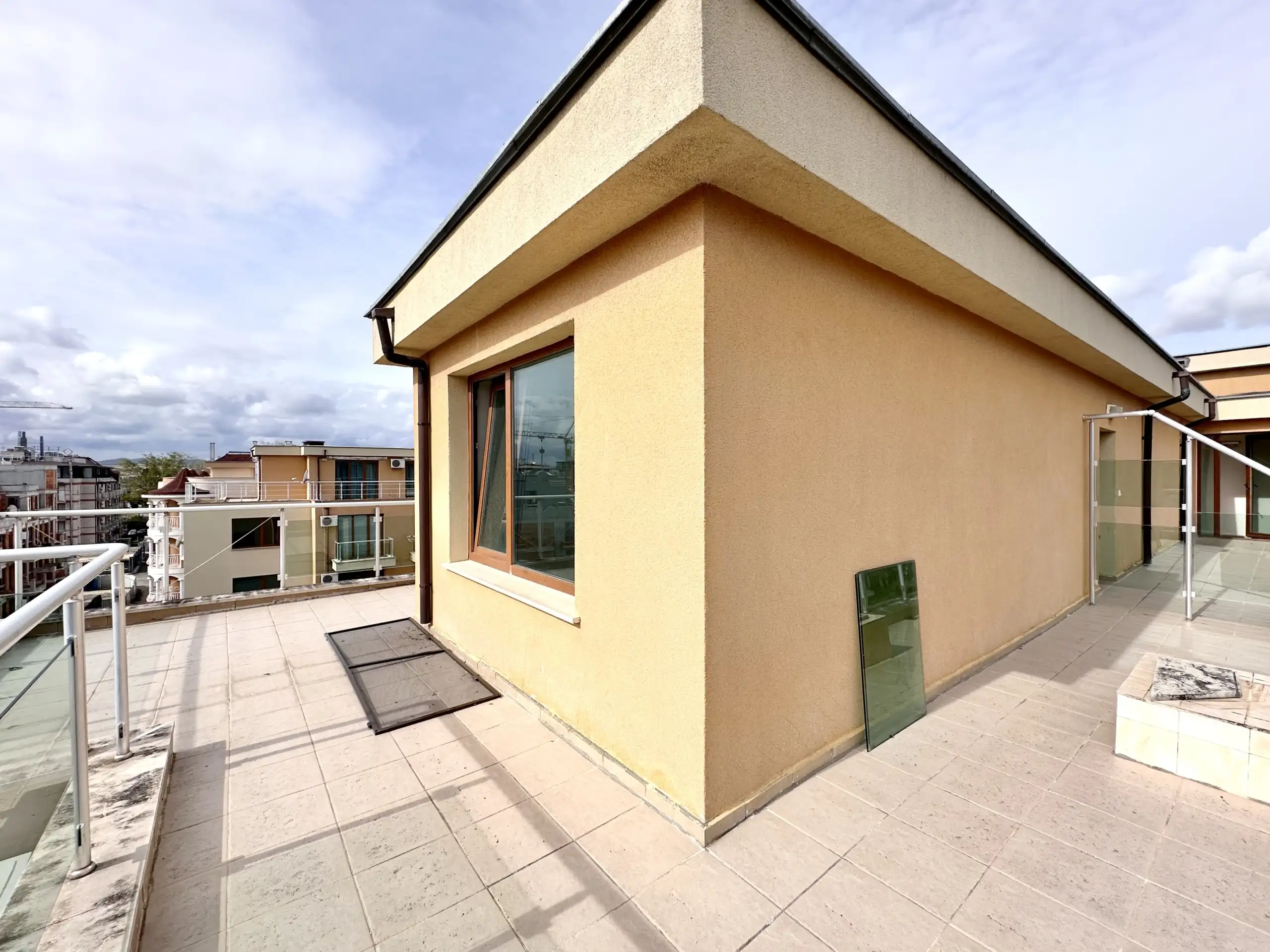 Flat 72m² in Bulgaria, Sunny Beach. Priced at 83900€ rent photo-8