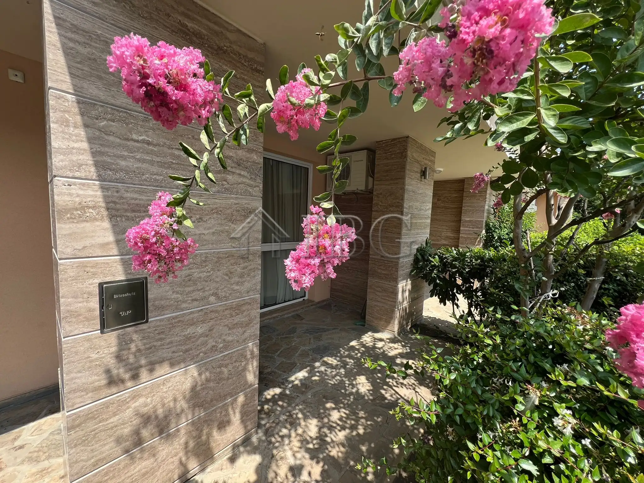 Flat 74m² in Bulgaria, Sunny Beach. Priced at 99000€ rent photo-7