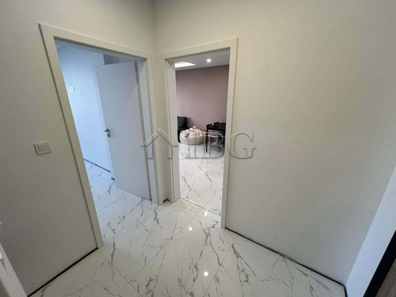 Flat 80m² in Bulgaria, Sarafovo. Priced at 155000€ rent photo-13