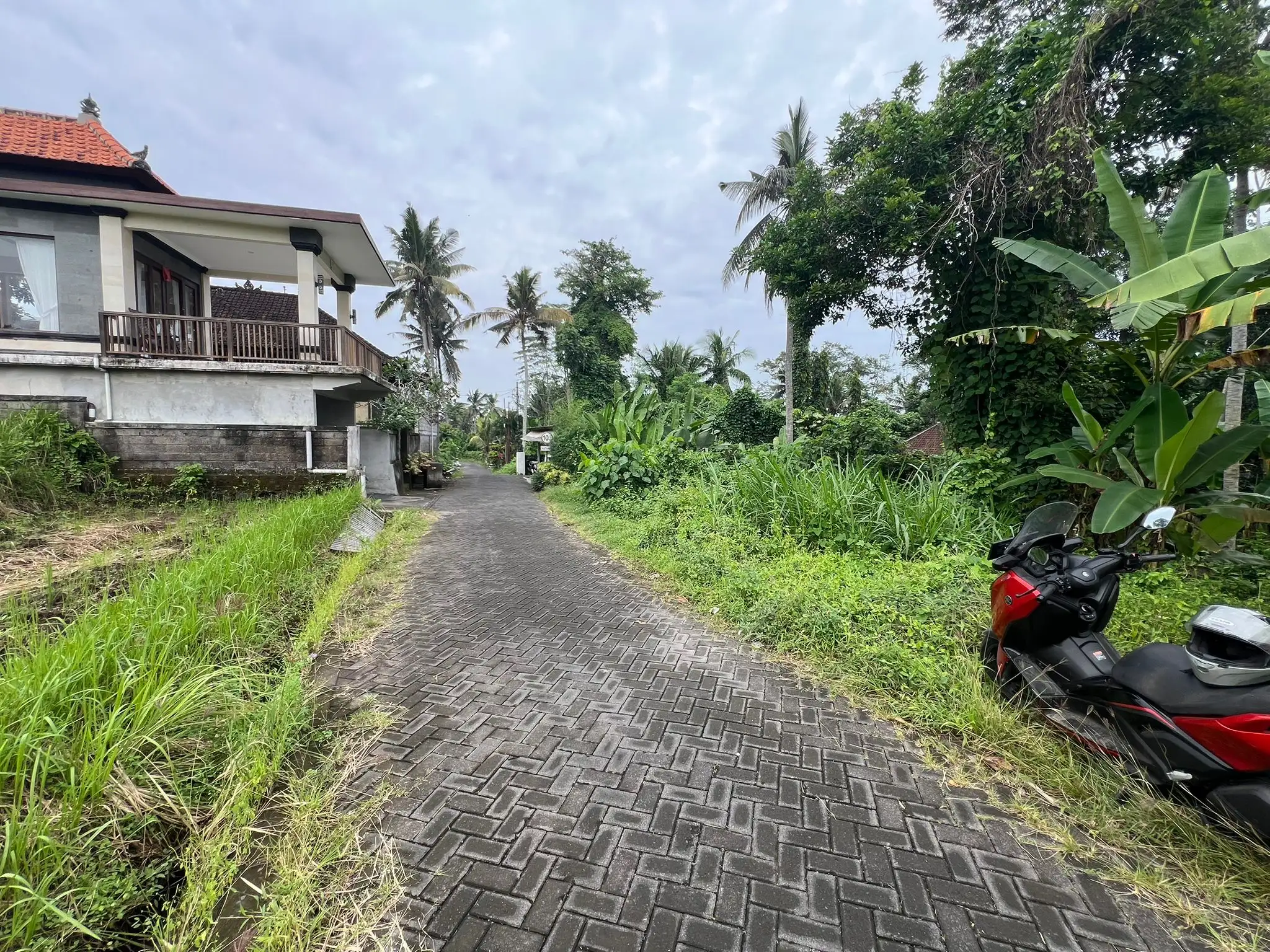 Land 0m² in Indonesia, Ubud. Priced at 224500$ rent photo-7