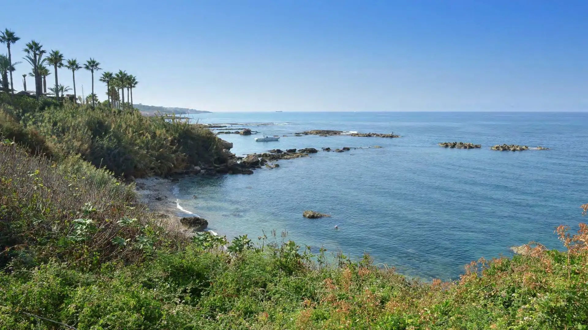 Villa 160m² in Cyprus, Kissonerga. Priced at 3425000€ rent photo-11