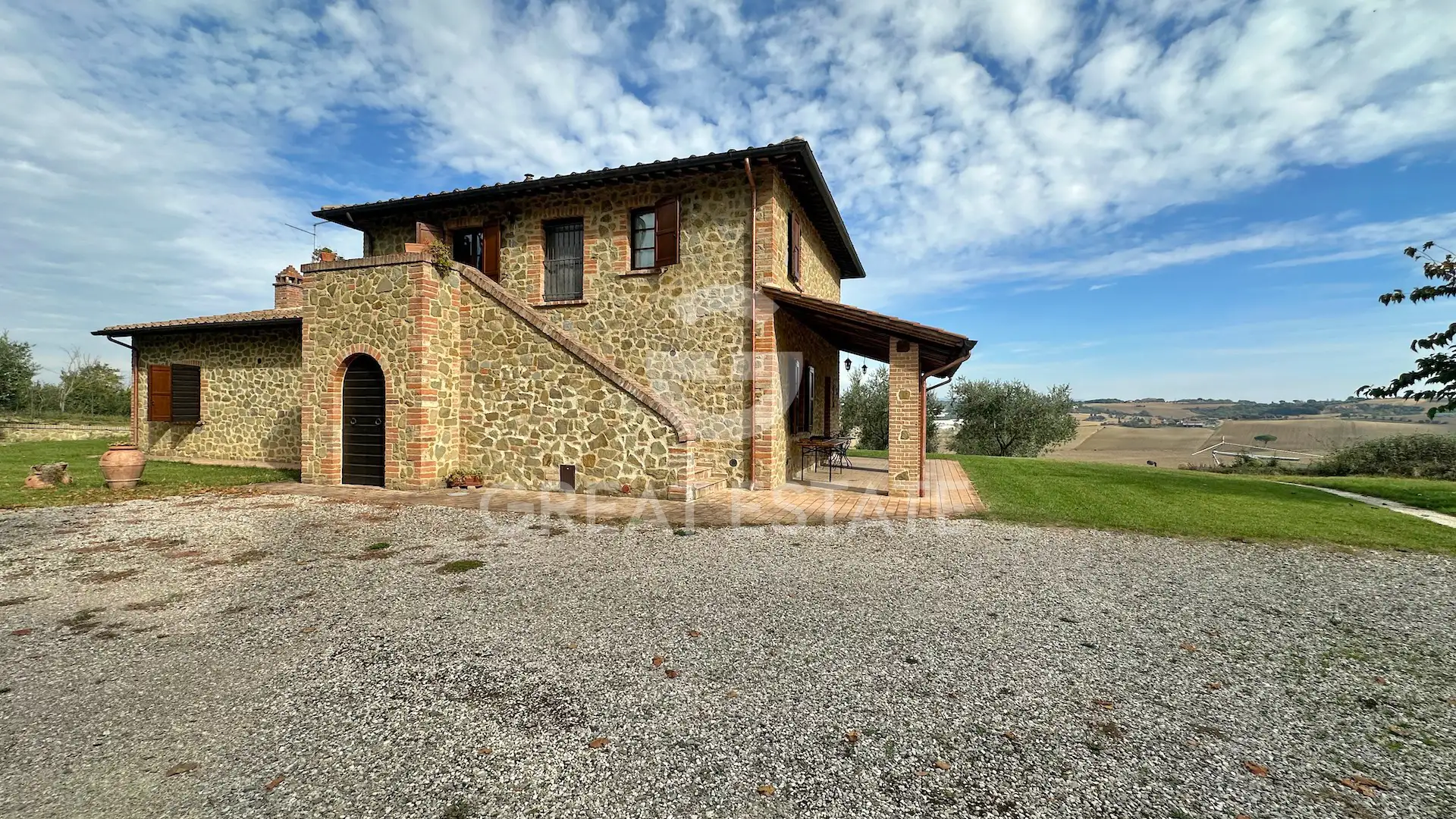 House 326m² in Italy, Perugia. Priced at 860000€ rent photo-6