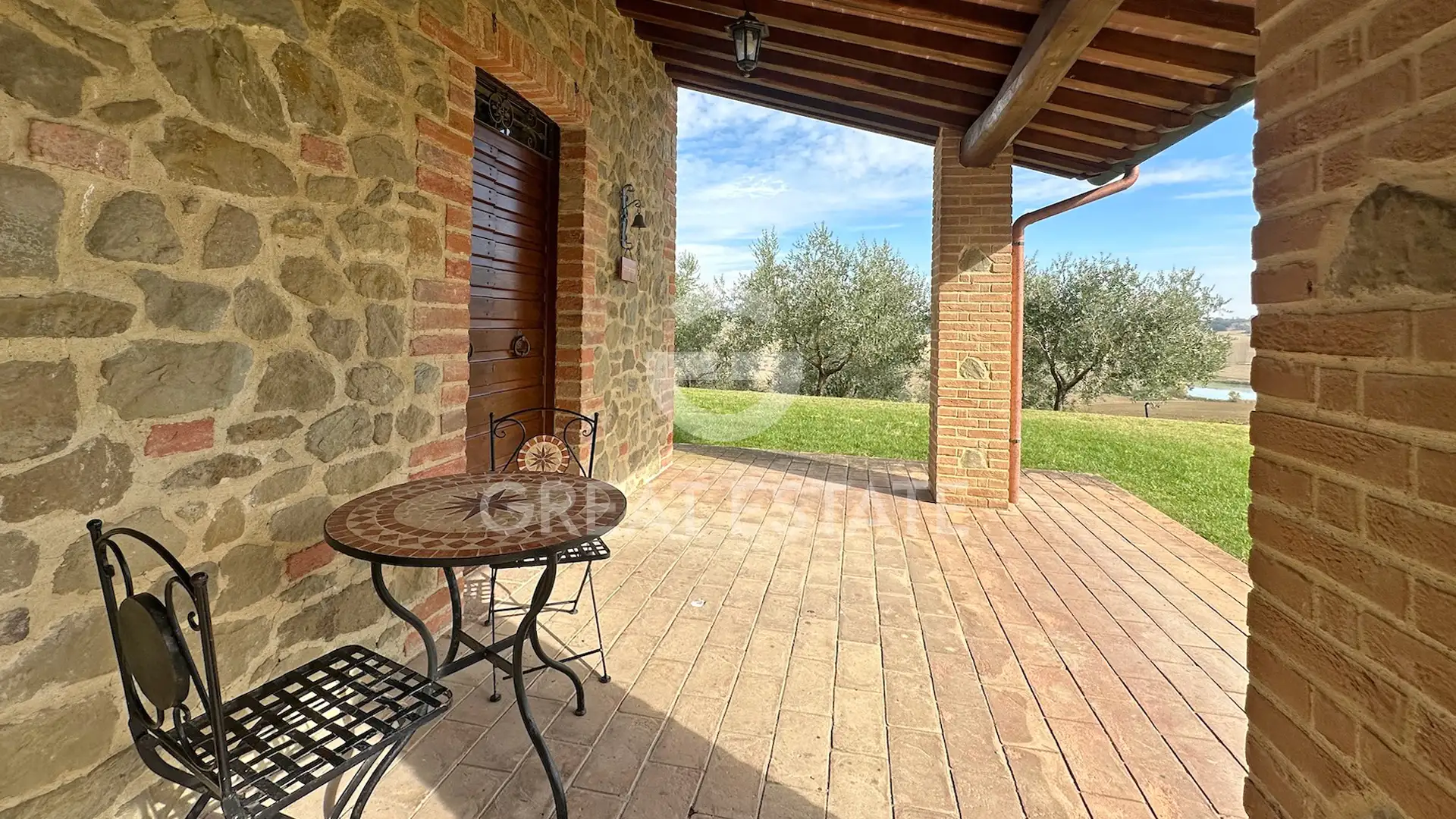House 326m² in Italy, Perugia. Priced at 860000€ rent photo-8
