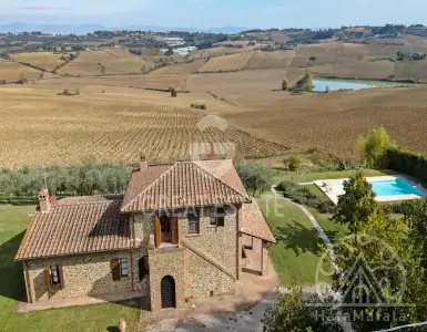 Buy in Italy for 860000€