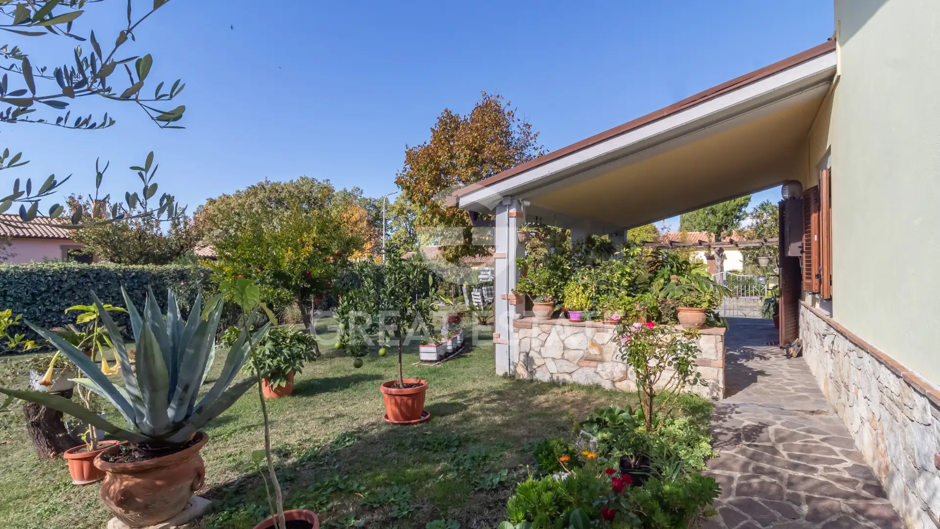 House 171m² in Italy, Terney. Priced at 245000€ rent photo-5