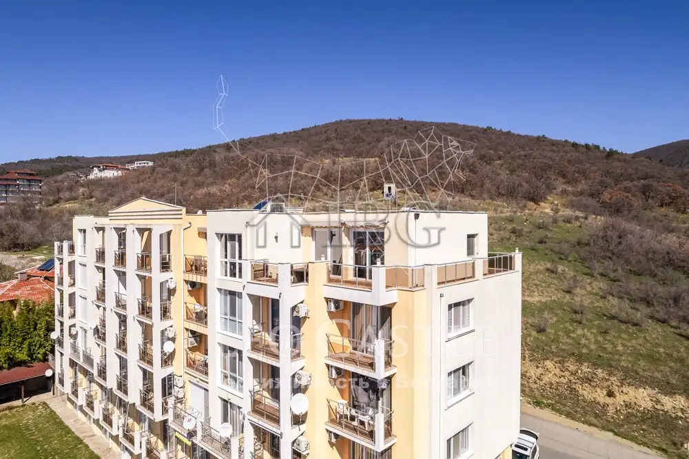 Flat 255m² in Bulgaria, Sveti Vlas. Priced at 335900€ rent photo-5
