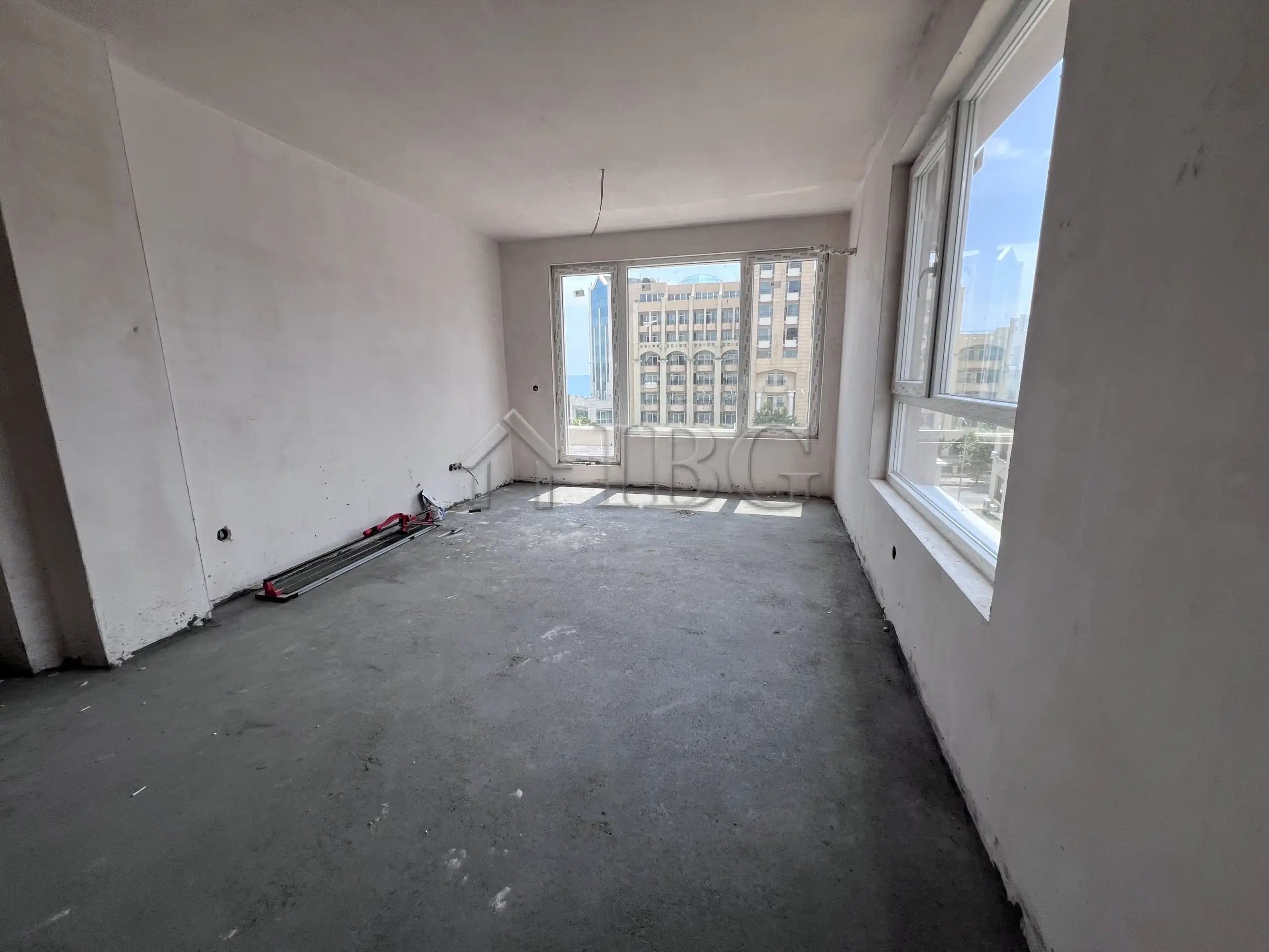 Flat 93m² in Bulgaria, Pomorie. Priced at 116500€ rent photo-2