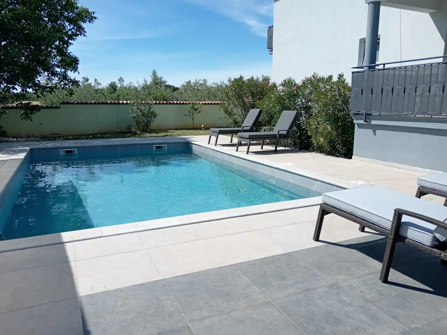 Hotels 500m² in Croatia, Valtura. Priced at 1099000€ rent photo-2