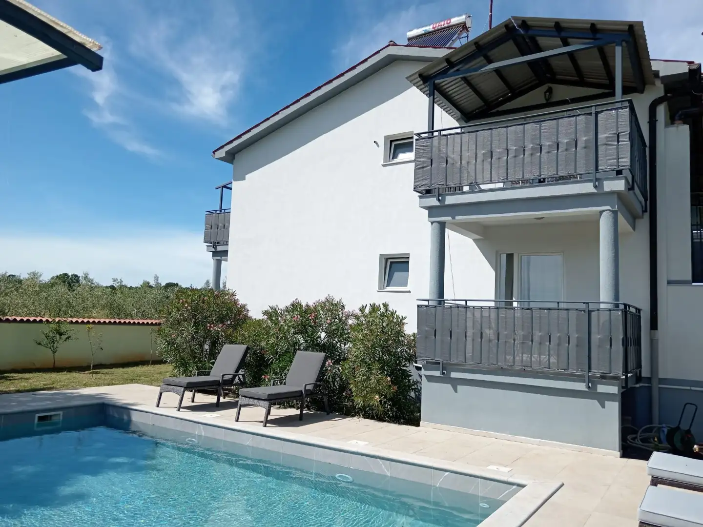 Hotels 500m² in Croatia, Valtura. Priced at 1099000€ rent photo-5