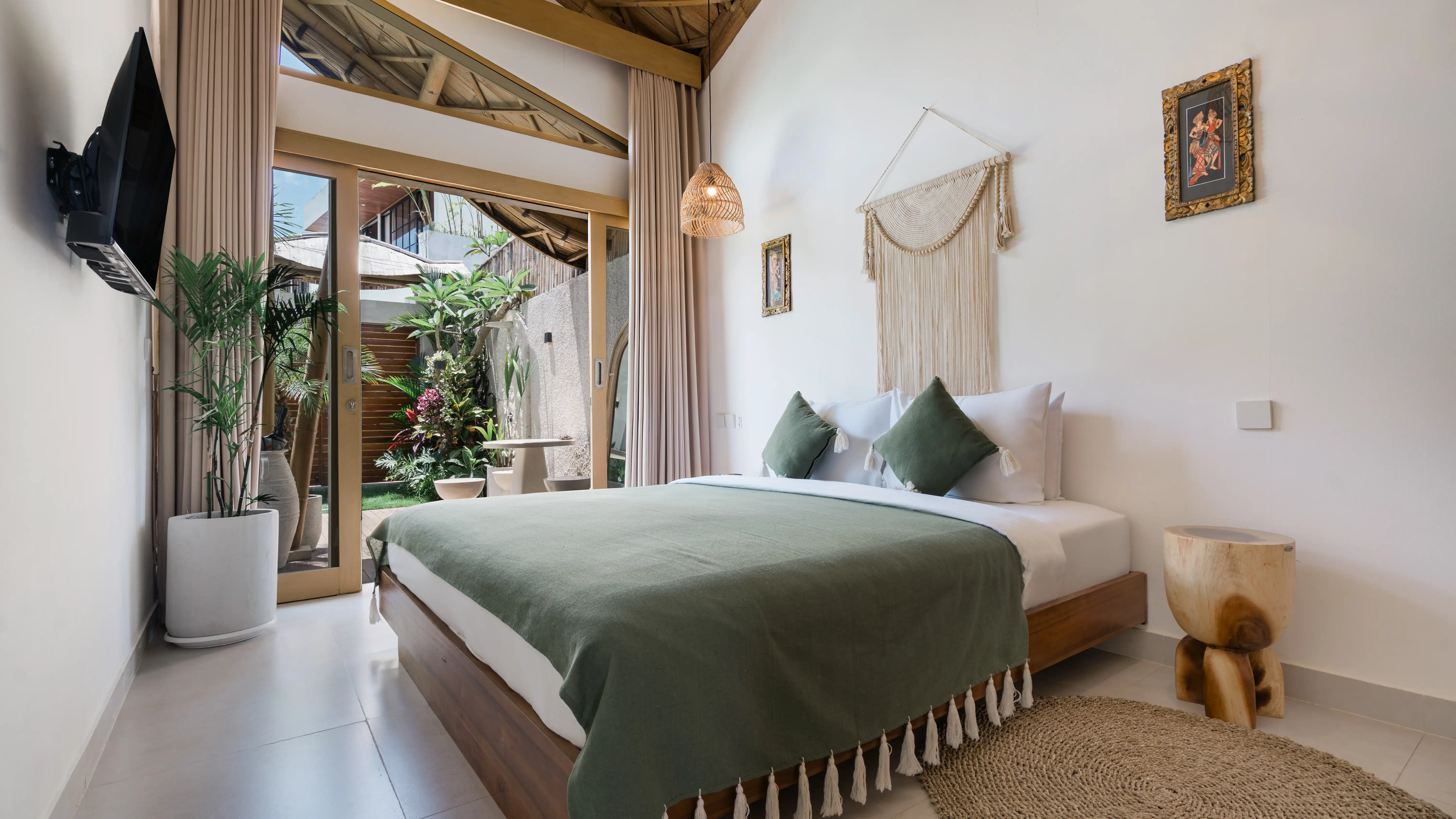 Villa 80m² in Indonesia, Canggu. Priced at 250000$ rent photo-9