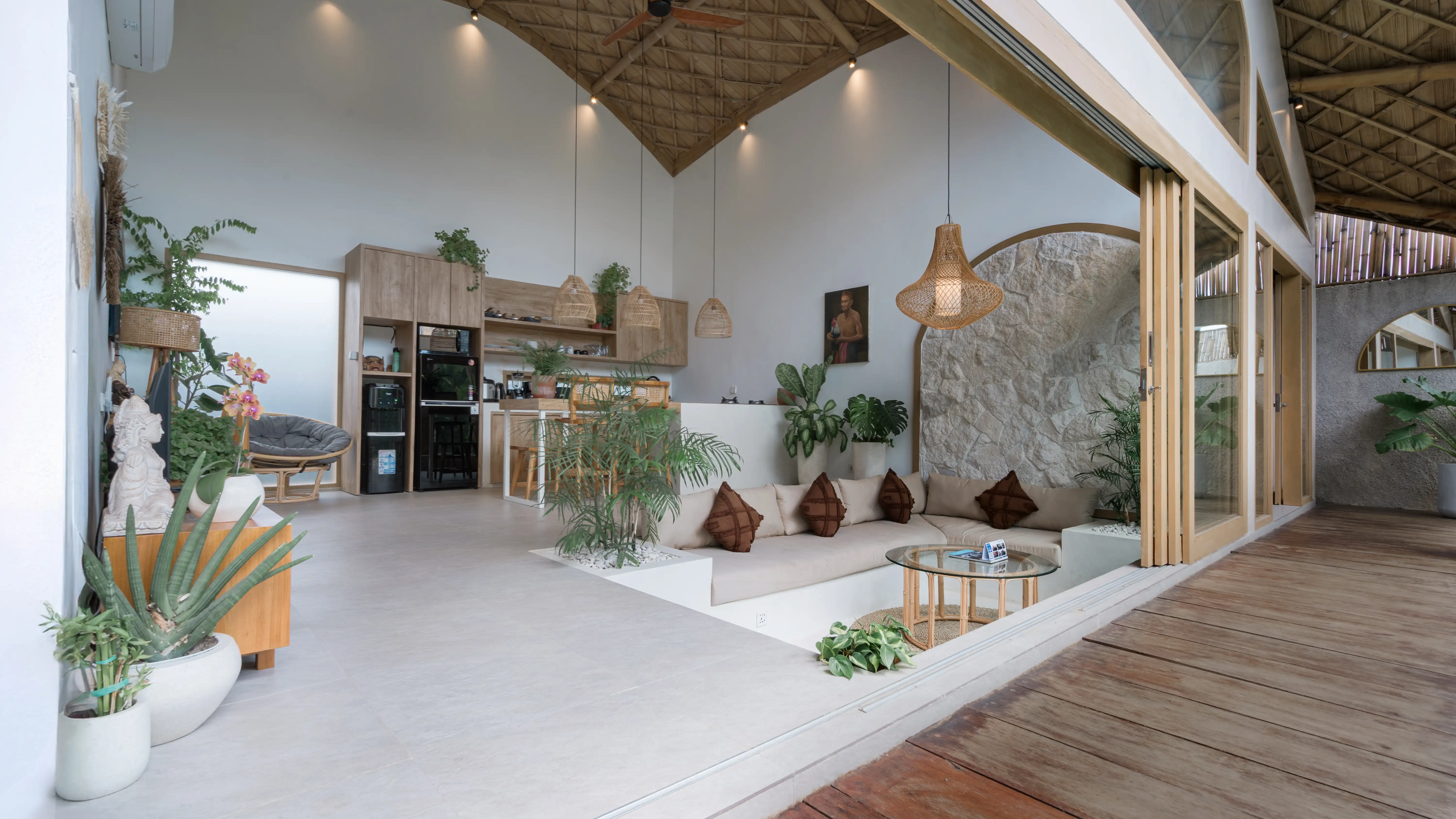 Villa 80m² in Indonesia, Canggu. Priced at 250000$ rent photo-24